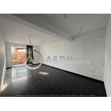  Three studios on the ground floor in the town of Sveti Vlas, Intsaraki area! 