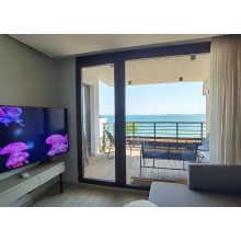  Two-bedroom apartment in Dolce Vita 1, first sea line! Frontal view! 