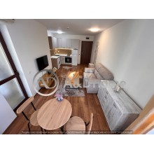 Luxuriöse Zweizimmerwohnung im ruhigen Teil des Sonnenstrands!