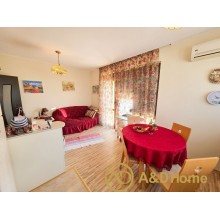  Wonderful three-room apartment in the center of Ravda, 5-6 minutes from the South Beach – centrally located. 