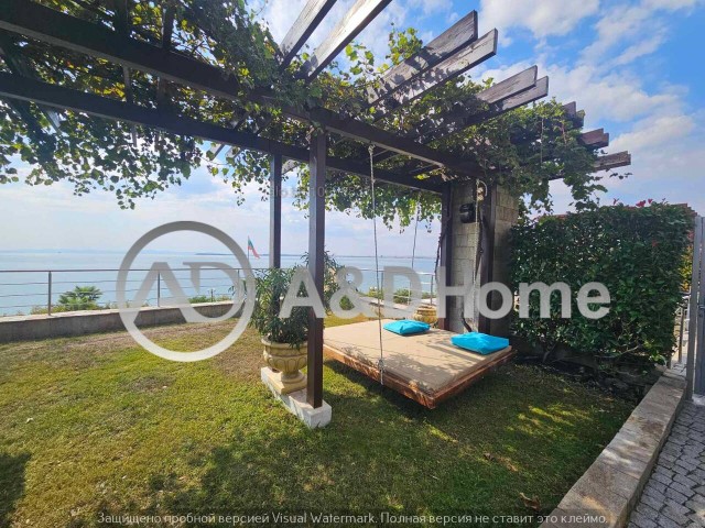 Erste Linie! Über der Marina Dinevi! Zweizimmerwohnung in der Anlage Dolce Vita 2, erste Meereslinie! Eigener Garten!
