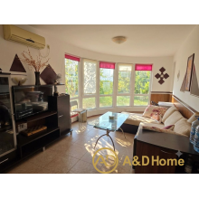  Spacious one-bedroom apartment with a excellent view to the dunes and close to the beach. 